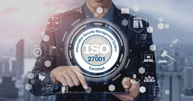 ISO 27701 vs 27001: Perbedaan PIMS, ISMS, Risiko, Kontrol, dan Kompetensi Tim