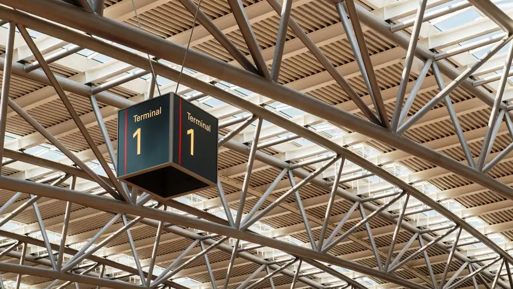 Tampilan detail dari desain struktural Terminal 1 di Bandara Hamburg.